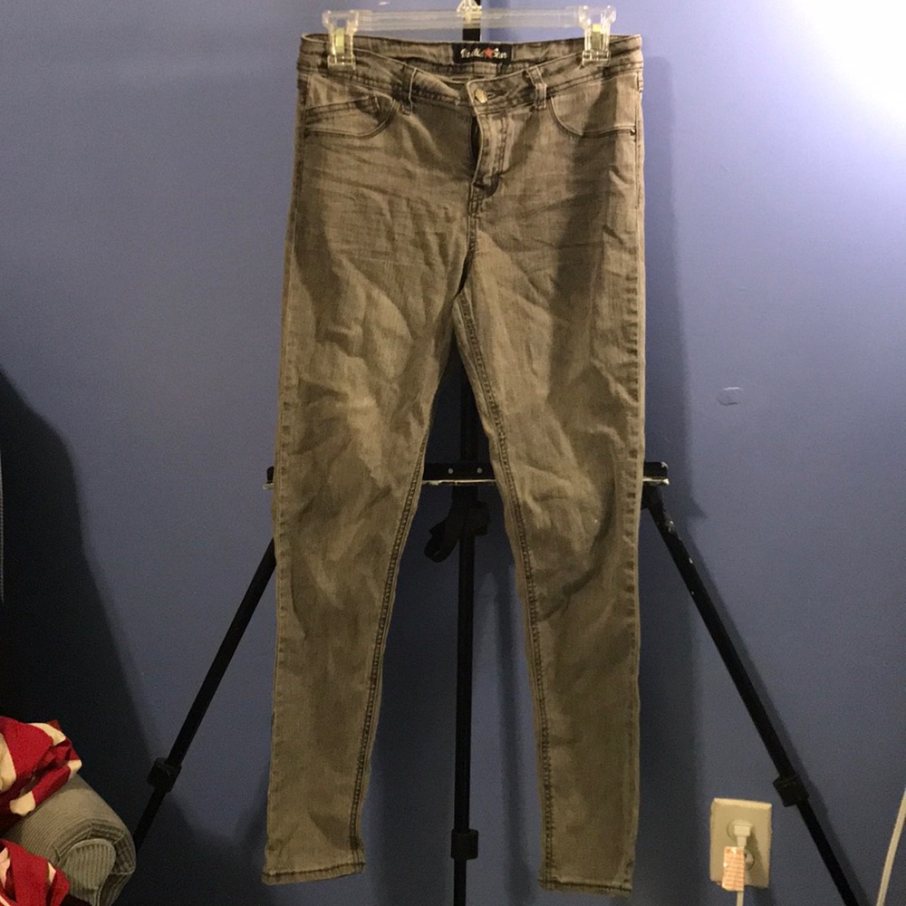 Kids gray skinny jeans